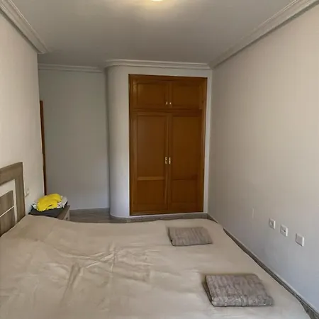 Grand A 5min De La *